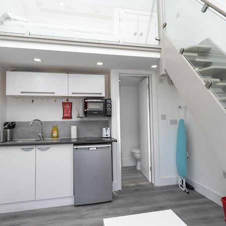 Modern & Stylish Studio In Reading Centre Apartment Екстериор снимка