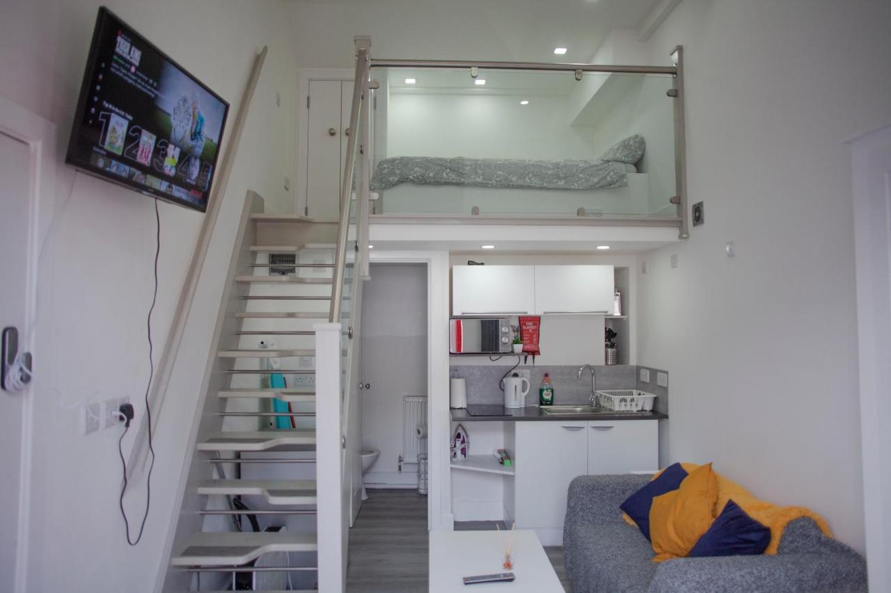 Modern & Stylish Studio In Reading Centre Apartment Екстериор снимка