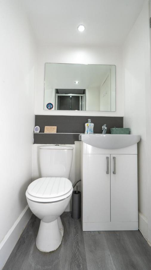 Modern & Stylish Studio In Reading Centre Apartment Екстериор снимка